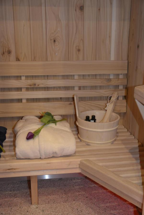 Eifel Kate, Relaxen Mit Sauna Und Whirlpool 克罗嫩堡 外观 照片