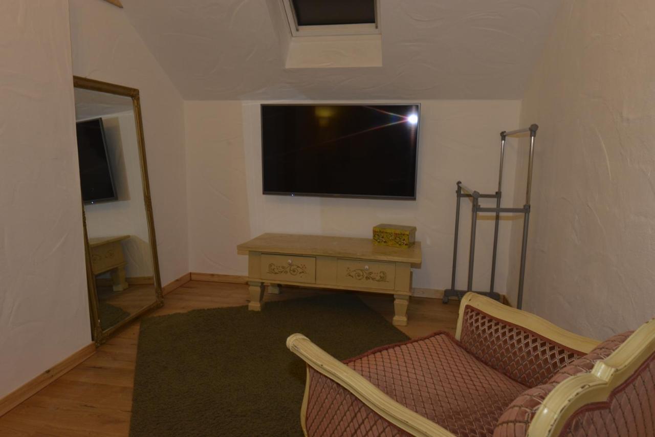 Eifel Kate, Relaxen Mit Sauna Und Whirlpool 克罗嫩堡 外观 照片
