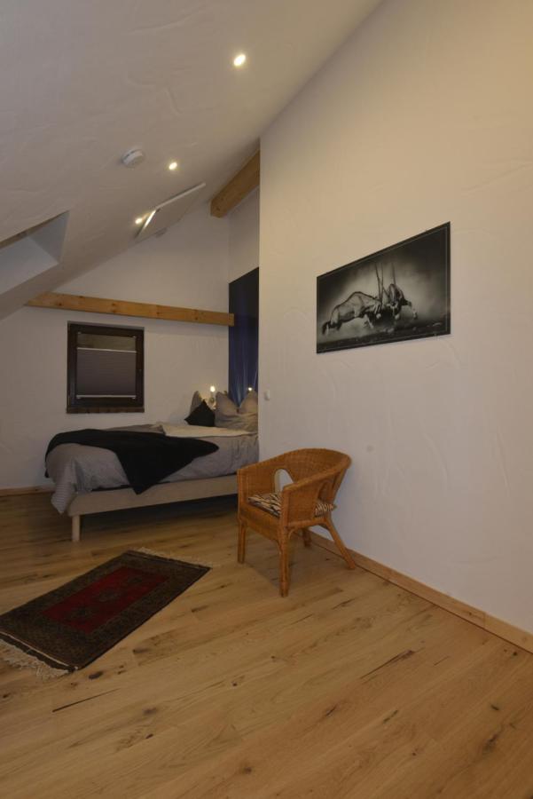 Eifel Kate, Relaxen Mit Sauna Und Whirlpool 克罗嫩堡 外观 照片